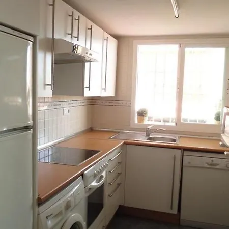 Bonito Atico En Complejo Residencial Con Piscina *
